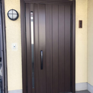 西区H様邸玄関ドアお取り替え